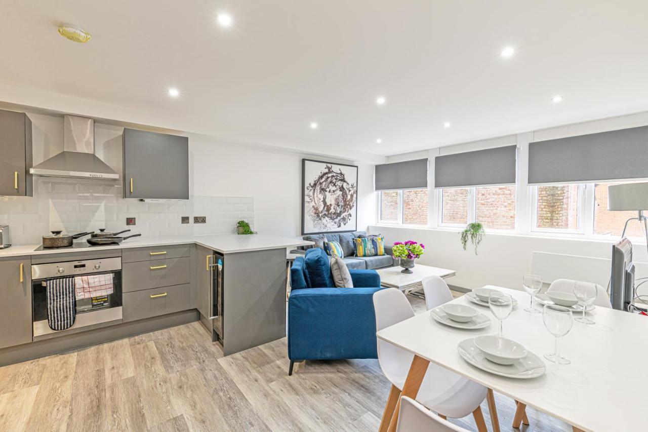 Charles House Serviced Apartments Престон Экстерьер фото