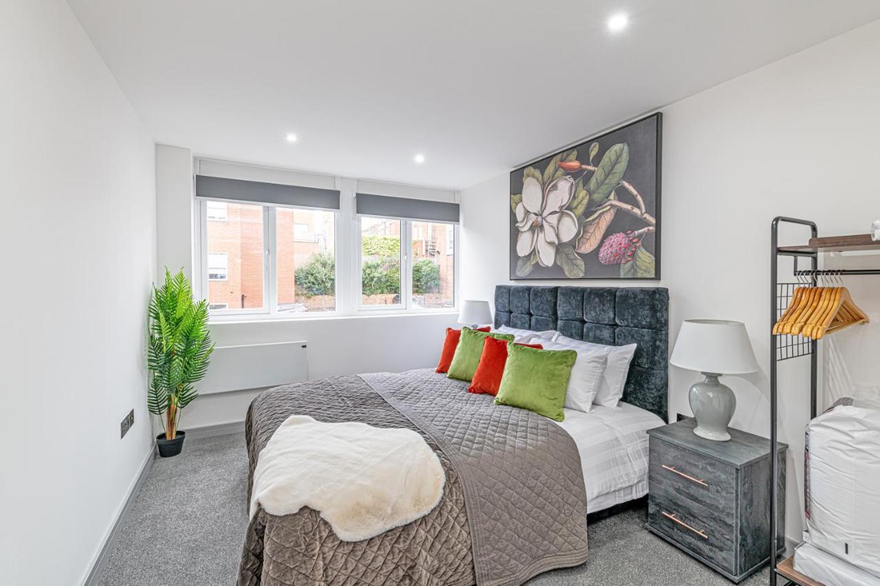 Charles House Serviced Apartments Престон Экстерьер фото