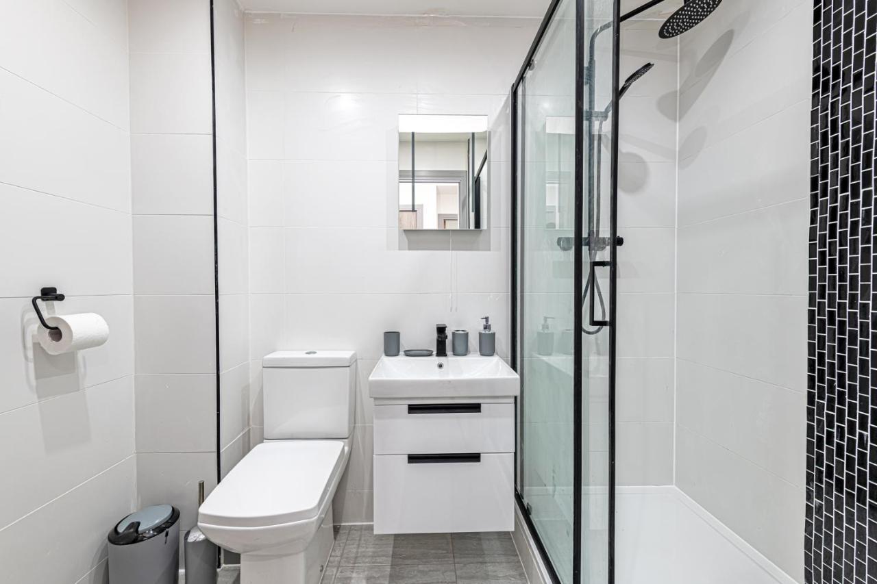 Charles House Serviced Apartments Престон Экстерьер фото