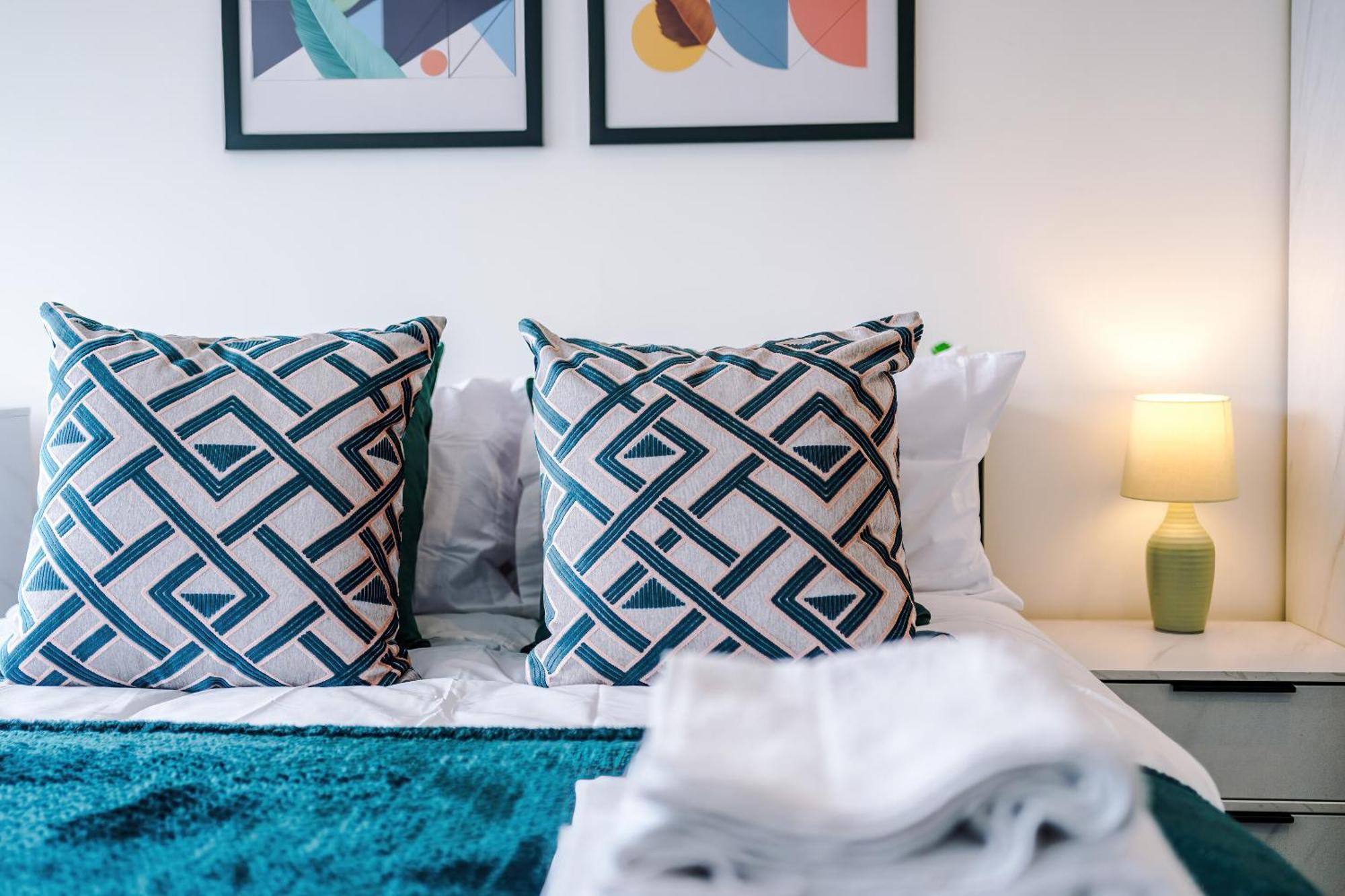 Charles House Serviced Apartments Престон Экстерьер фото