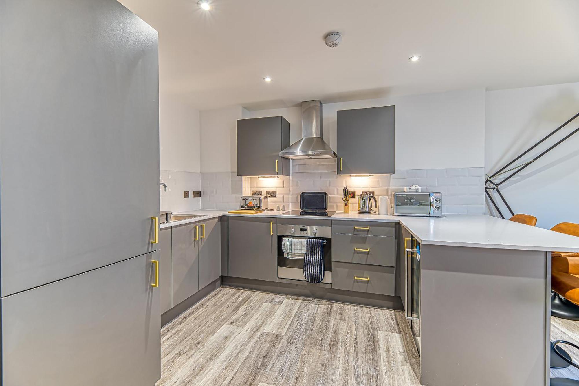 Charles House Serviced Apartments Престон Экстерьер фото