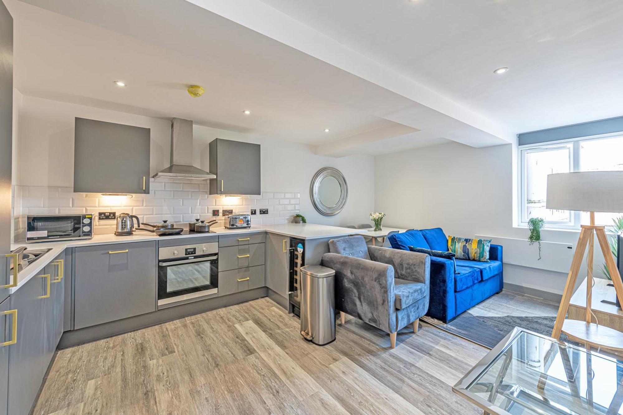 Charles House Serviced Apartments Престон Экстерьер фото